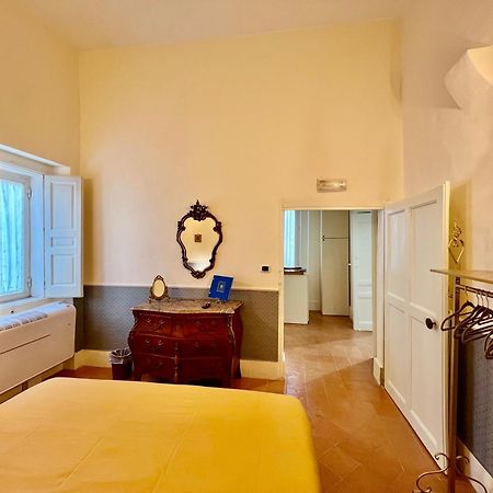 Casa Santangelo Suites サレルノ 部屋 写真