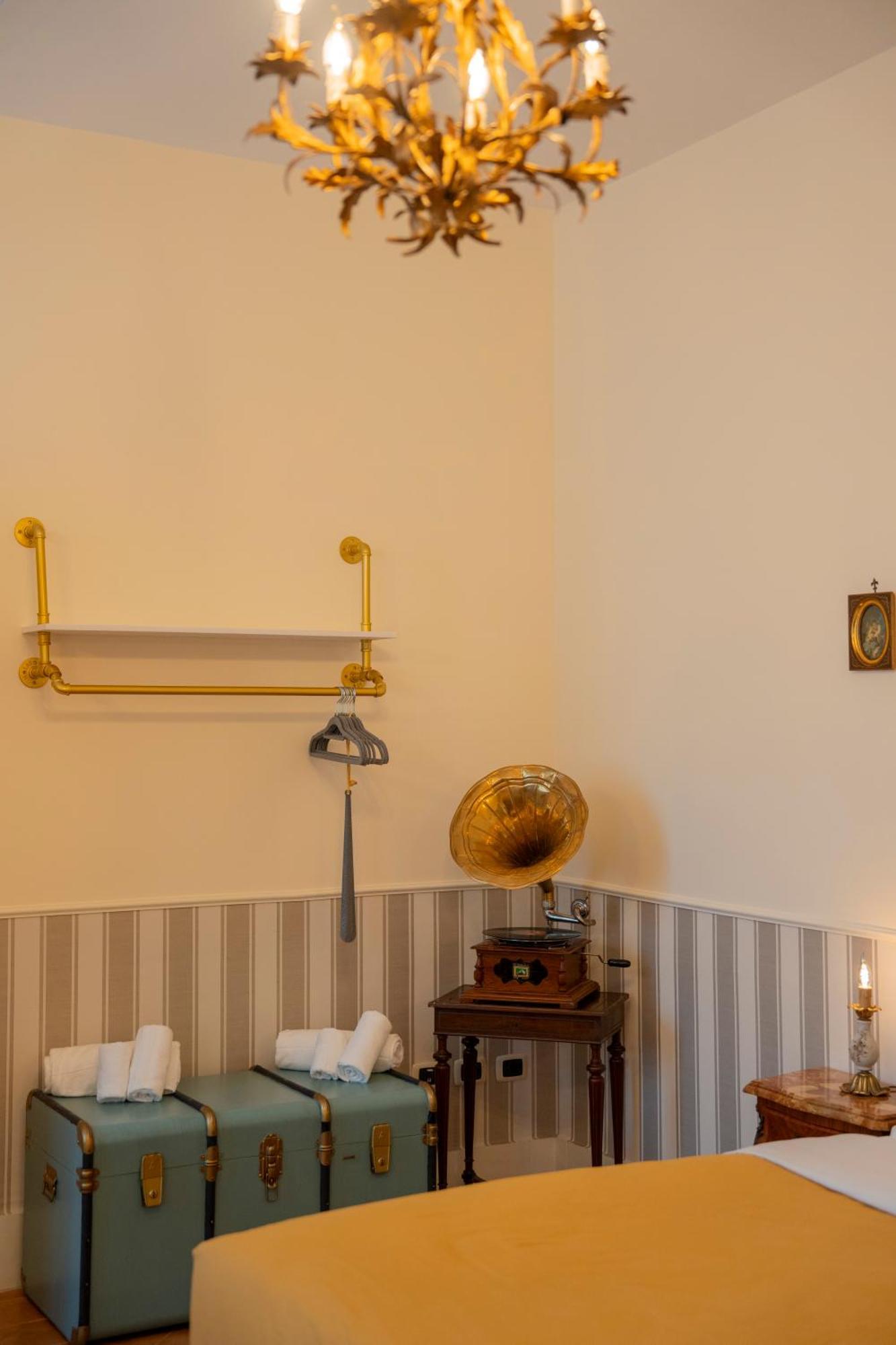 Casa Santangelo Suites サレルノ エクステリア 写真