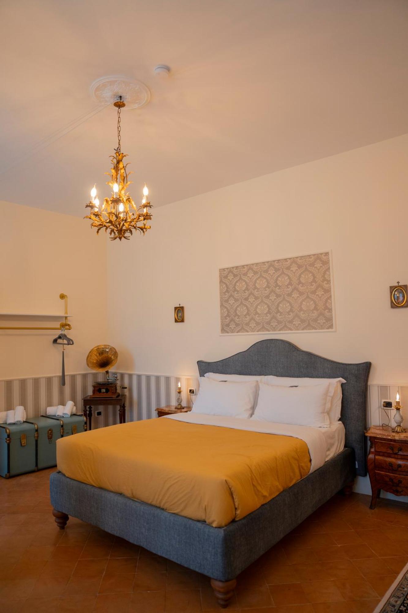 Casa Santangelo Suites サレルノ エクステリア 写真
